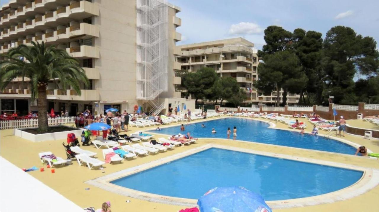 Bonito Apartamento Con Piscina Salou Dış mekan fotoğraf