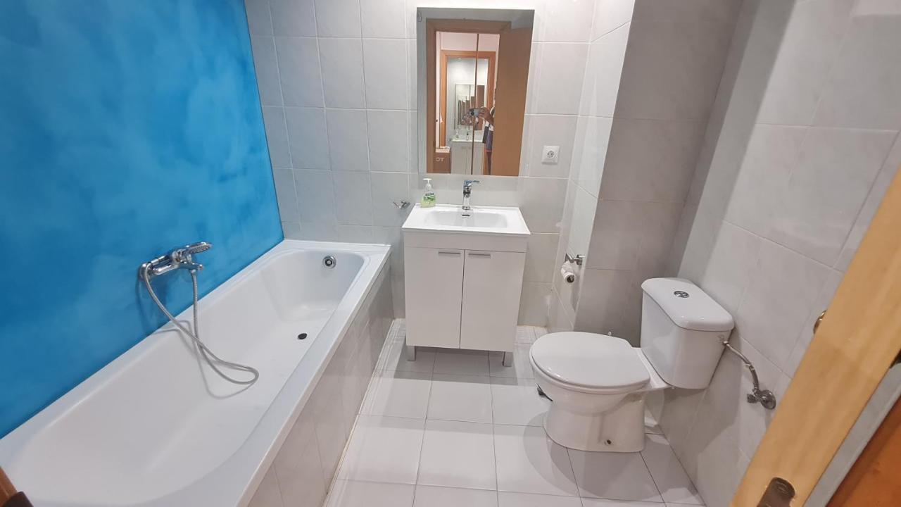 Bonito Apartamento Con Piscina Salou Dış mekan fotoğraf