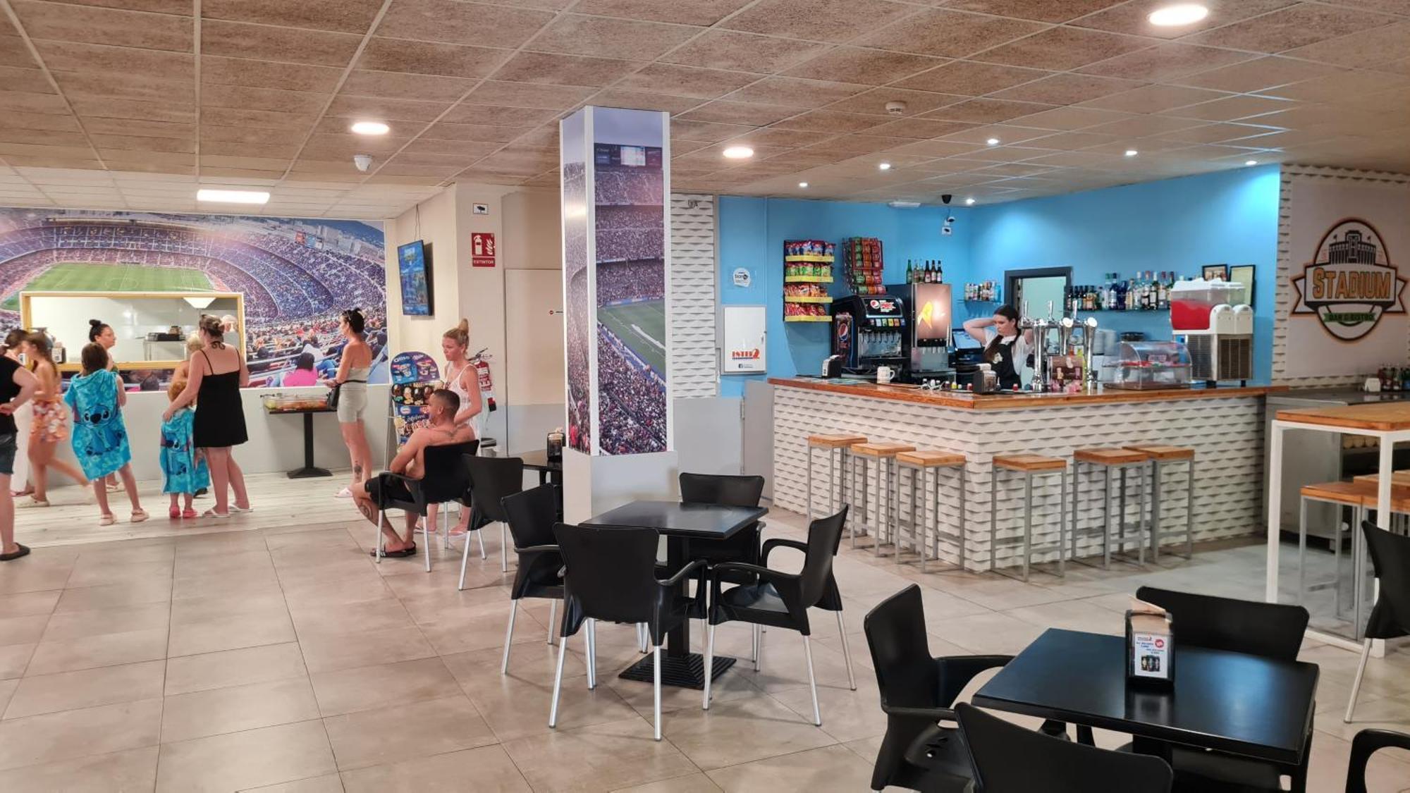 Bonito Apartamento Con Piscina Salou Dış mekan fotoğraf